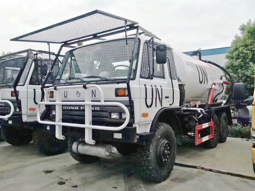 Dongfeng 6X6 off Road Military All Wheel Drive Vacuum Sewage Tank Truck Factory 12cbm