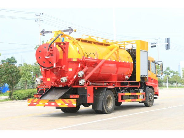 Dongfeng KR Sewage Suction Vacuum Jetting Truck 15000 Liter (5)