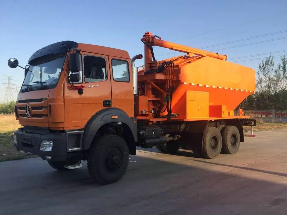 BEIBEN ANFO Explosives Mixing Charging Truck (7)
