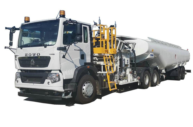  HOWO 50KL Jet And Avgas Refueling Trucks Double Refueling 2400L/Min 