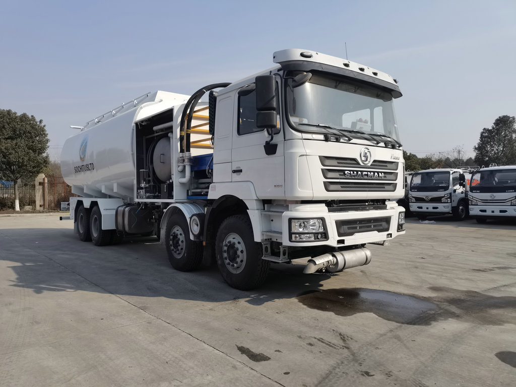 Shacman F3000 refueling tank truck Aircraft Refueller (32)_1