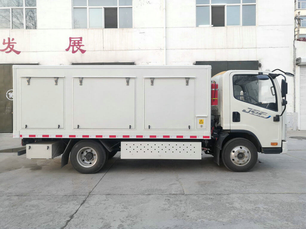 FAW Truck Mounted Aircraft Oxygen Charging Units (6)_1