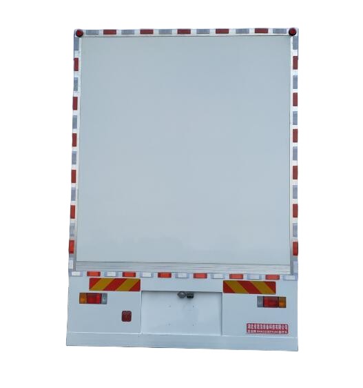 Dong Runze GIGA Mobile P2 Laboratory Clinics Medical Truck