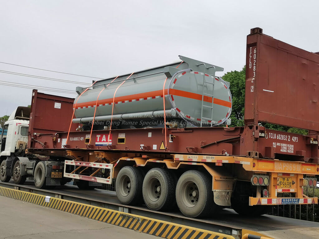 Steel lined PE tank HCl Tankers (36)