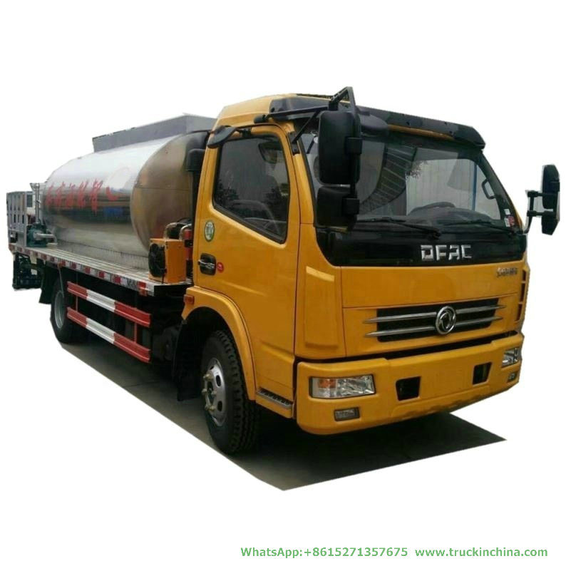 Asphalt Tank Distributor Truck 5000 Liter to 6000 Liters Bitumen 4X2