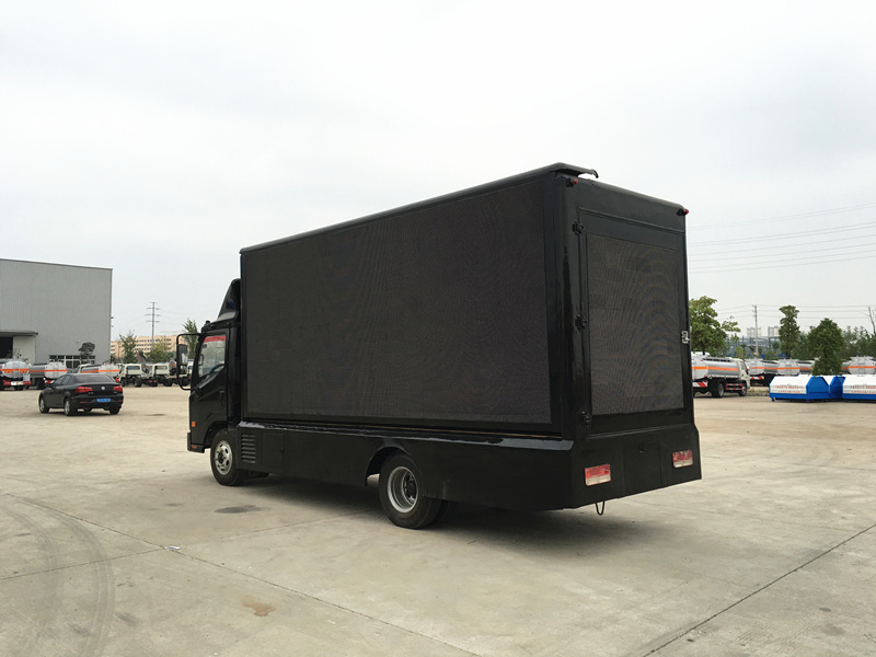 P6 Outdoor Mobile LED Billboard Truck Forland (Vehicle Mounted LED Screen) for Advertising P8. P10 Full Color Screen, 4800X2080mm