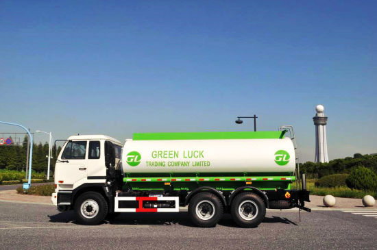 Nissan Ud 6X4 Aluminum Alloy Fuel Tank Truck for Diesel Oil Delivery