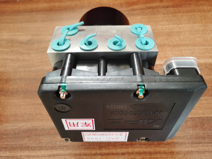 JAC truck parts 3550010B301 ABS pump (6)