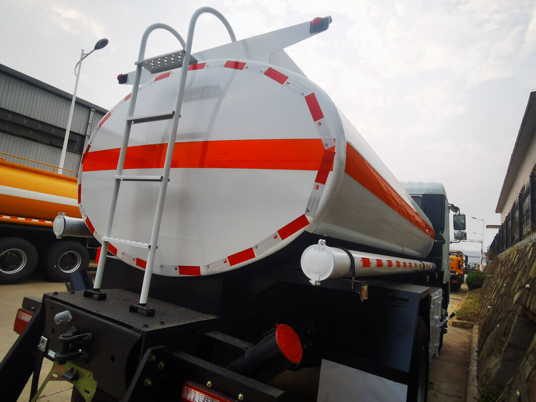 CAMC Diesel Bowser trucks Mobile Fuel Bowsers (21)