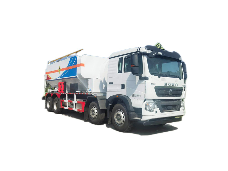  Customize HOWO Field Mixed Heavy ANFO Explosive Truck 