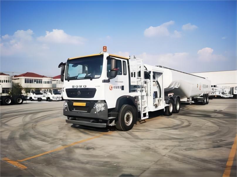 Aviation Aircraft Refueler (22)