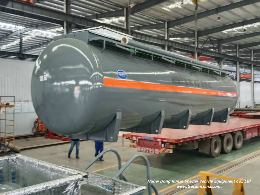 Polyethylene Lined Steel Tanks for HCL Acid storage transport (3)