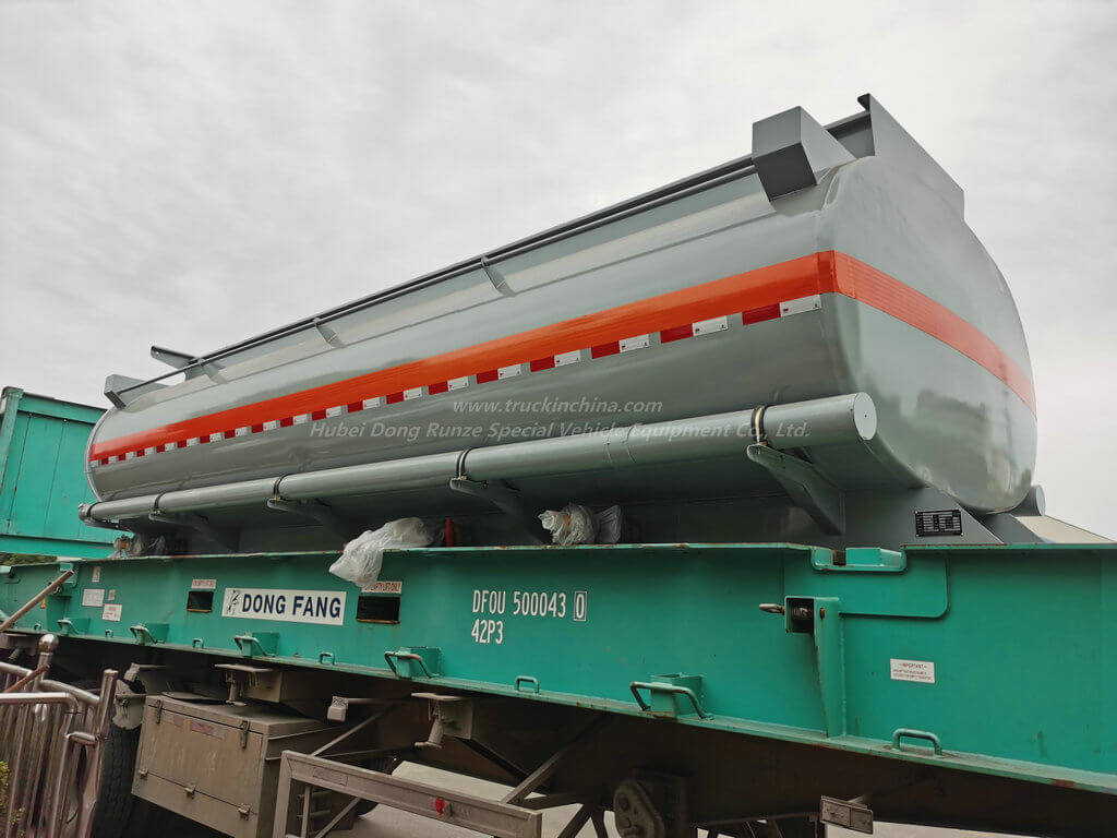 Steel lined PE tank HCl Tankers (64)