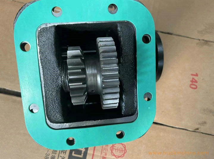 8JS125TB PTO FAST Power TakeOff (PTOs) (3)