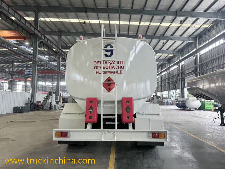 Aircraft Refueler 60T trailer truck (19)