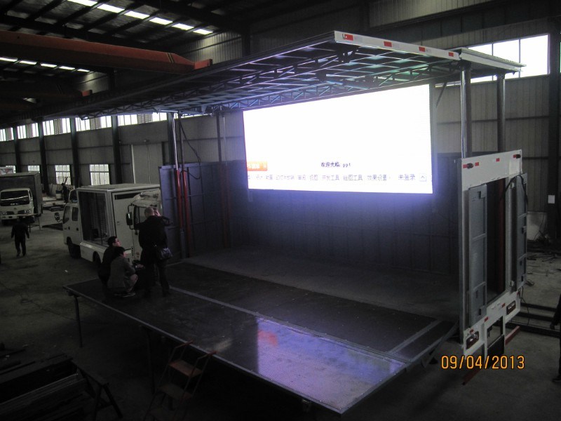 Small Forland LED Truck for Outdoor LED Mobile Billboard (LED Advertising Display Truck)