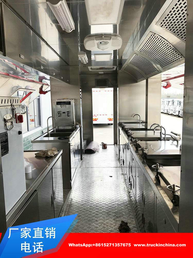 HOWO Awd 6X6 Military Mobile Kitchen Truck (Military Offroad Food Cooking Truck)