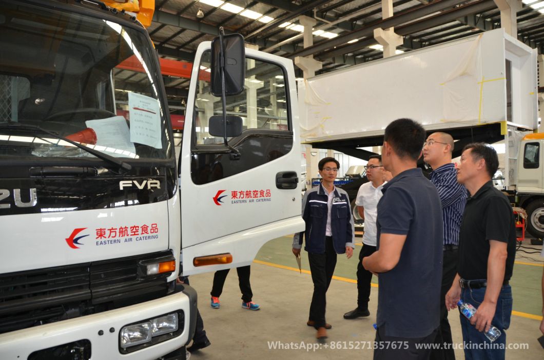 Airport Special Equipment Catering Truck (ISUZU Scissors High Loader 4500KG Refrigerated Food Van 7500X2480X2400mm)