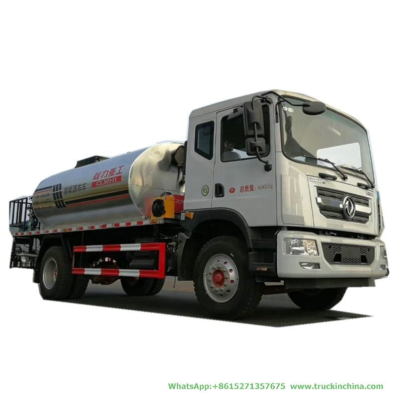 Asphalt Tank Distributor Truck 5000 Liter to 6000 Liters Bitumen 4X2