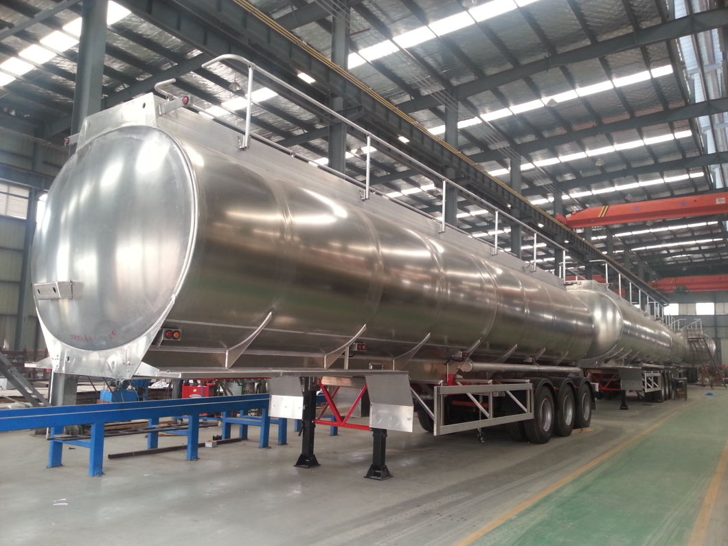 Aluminum Alloy Tanker Trailer 40kl for Diesel, Oil, Gasoline, Kerosene Road Transport with 3 BPW Axles