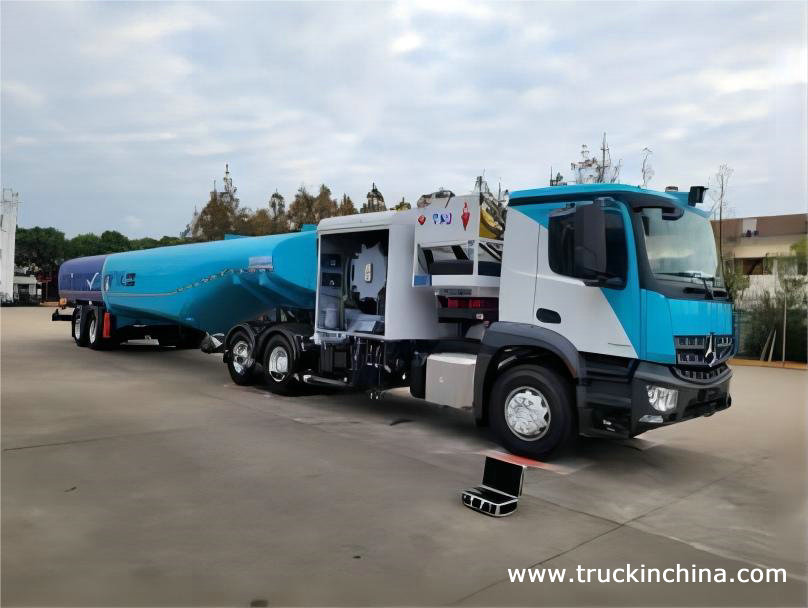 Aircraft Refueller, Aircraft Refuelling Truck (13)_1