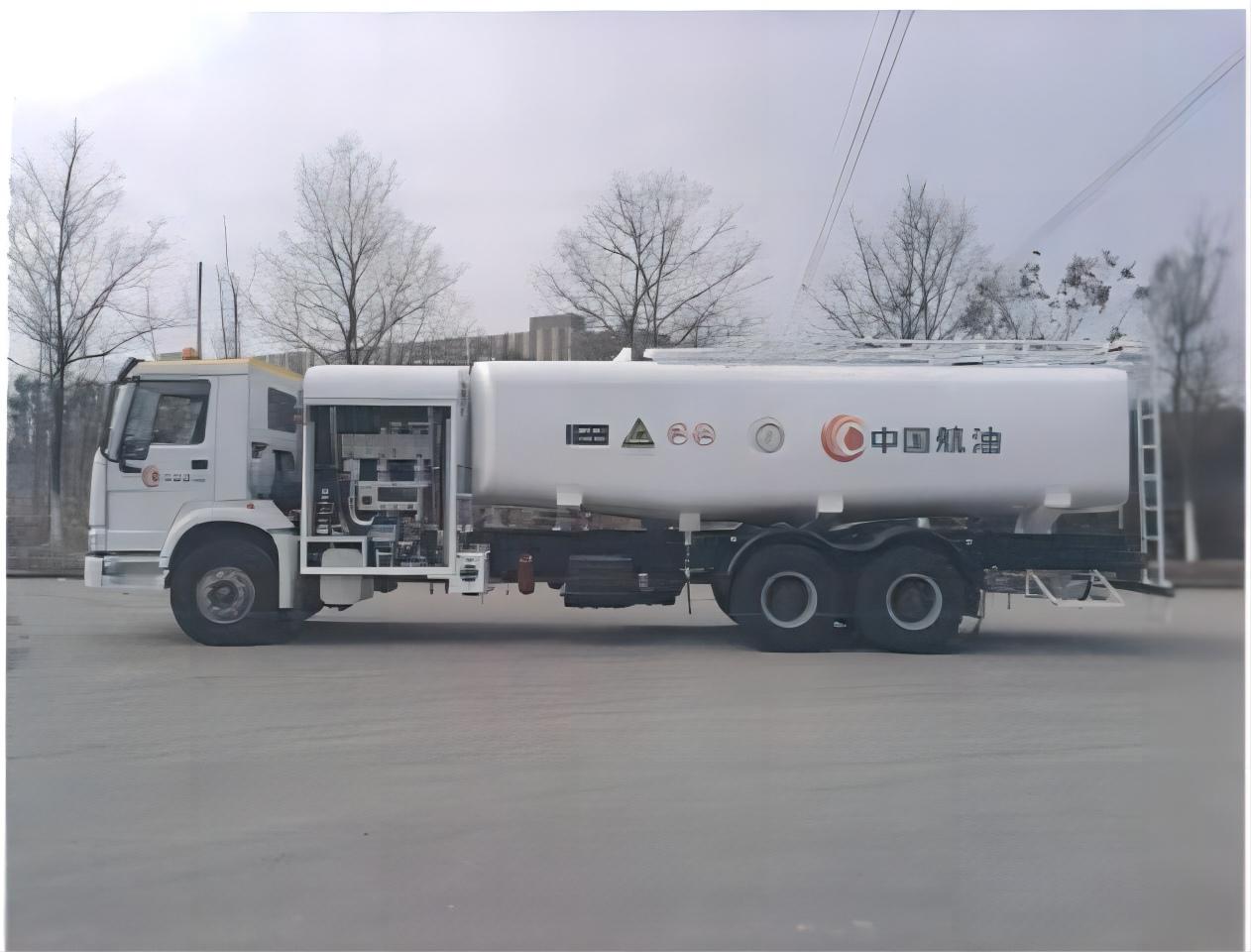 HOWO Aircraft Refuelers 25KL (5)