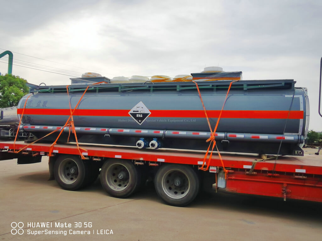 Lined PE tank 15cbm Hydrochloric acid lorry tanker (97)