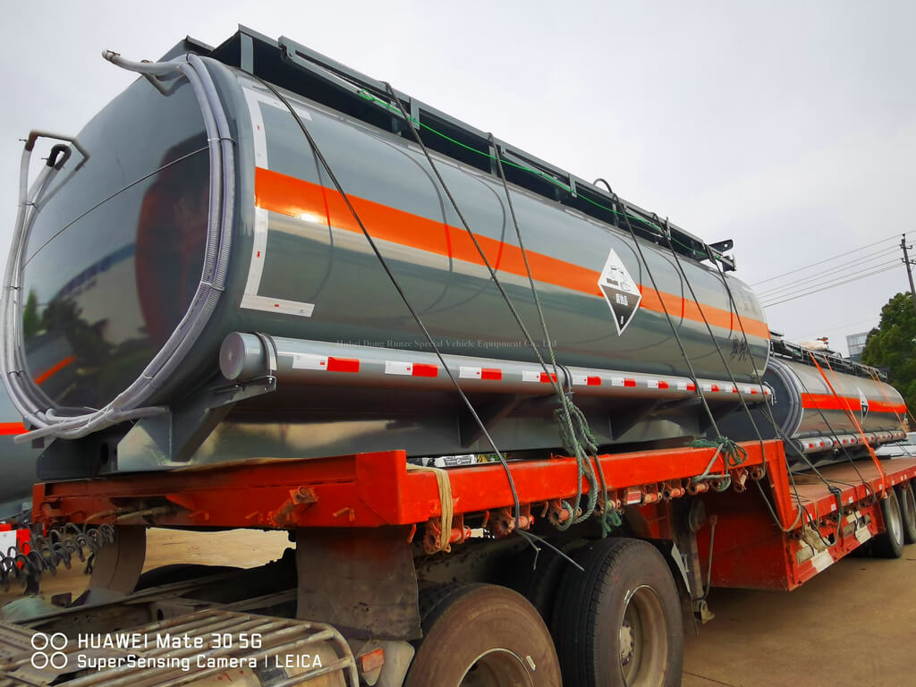 Lined PE tank 15cbm Hydrochloric acid lorry tanker (89)