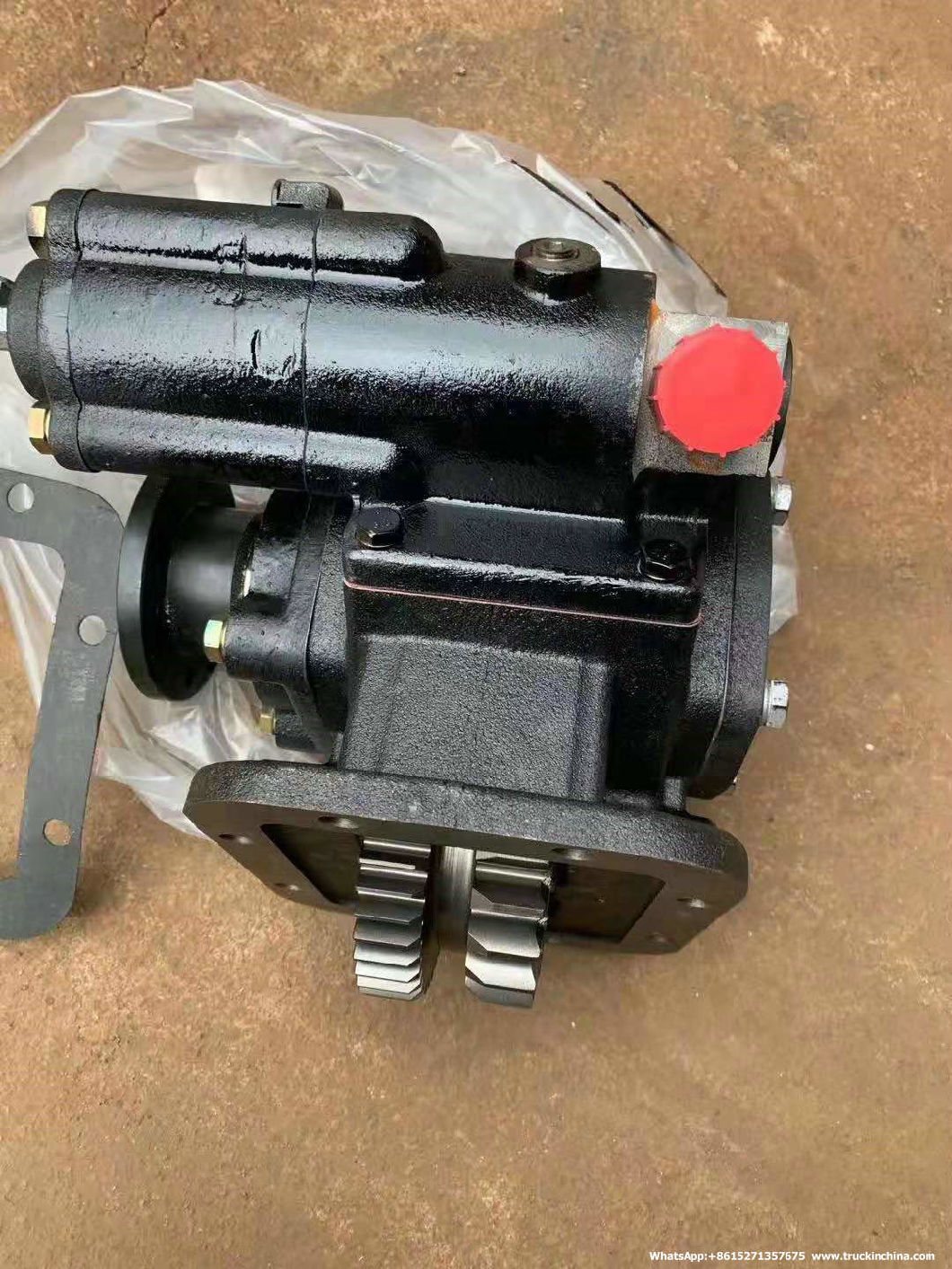 Fast 8js85e Gearbox QD40A PTO (Original China Tanker Truck Factory Transmission PTO Crane Truck PTO Assembly)
