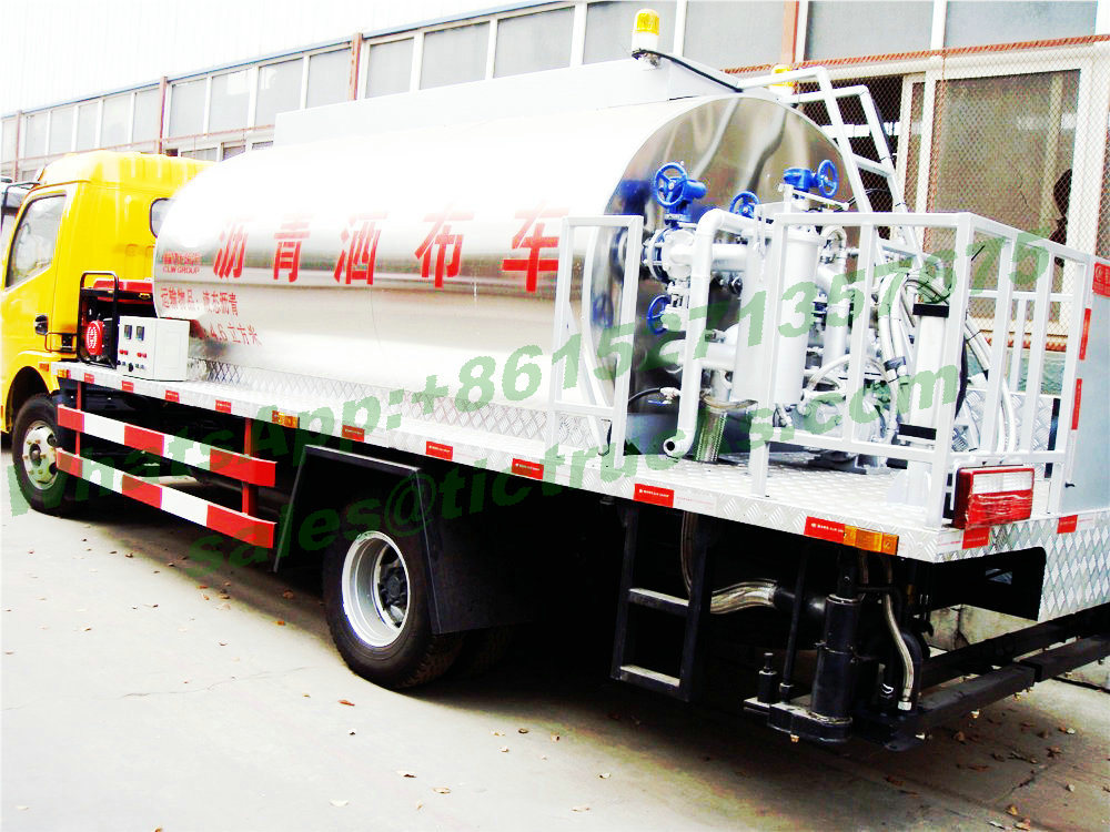 Asphalt Tank Distributor Truck 5000 Liter to 6000 Liters Bitumen 4X2