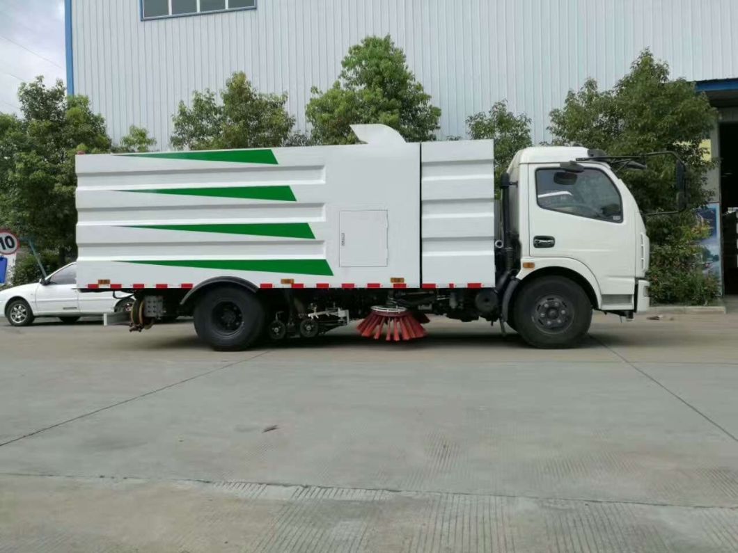 Righ Hand Drive Road Sweeper Truck 5.5m3 Stainless Steel 304