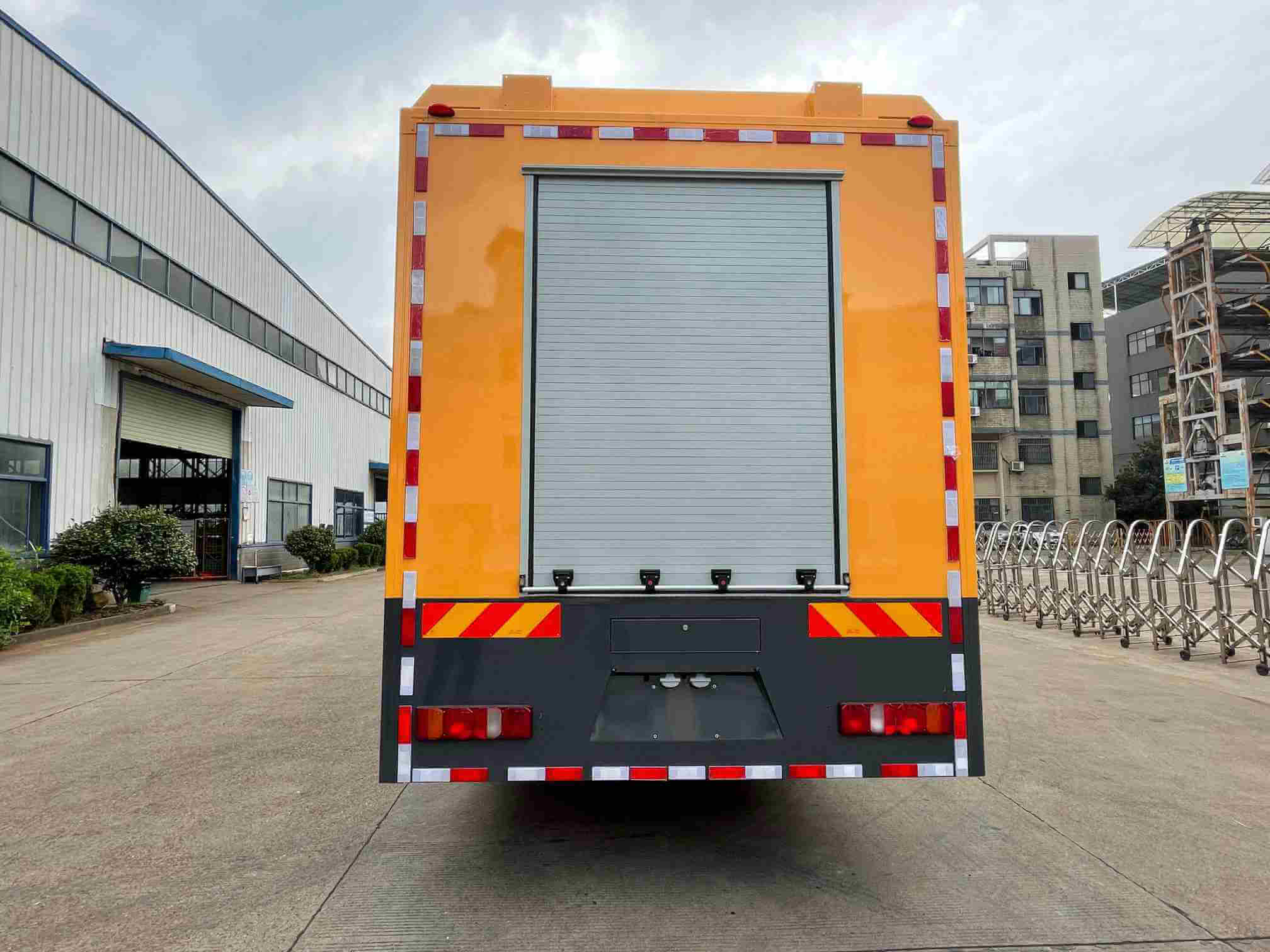 Drainage Robot Rescue Truck (9)