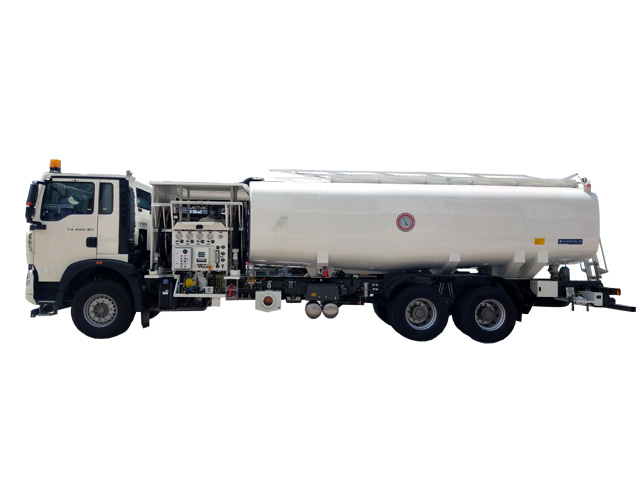 Sinotruck HOWO 25KL Aviation Jet Refuelers 1200L/Min 