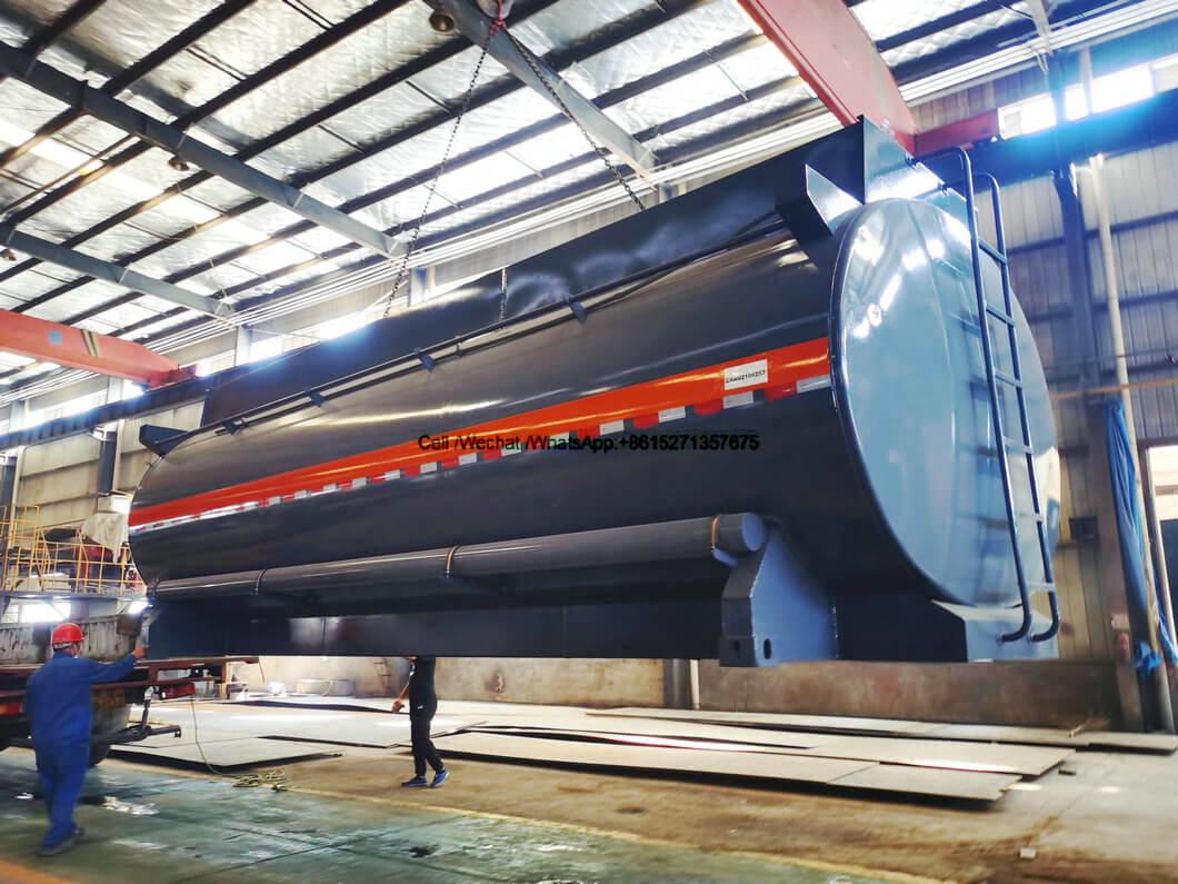 Lining LDPE Acid Container tanks (119)