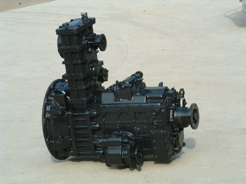 Special Vehicle transfer case (17)