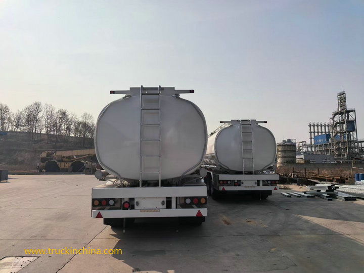 FAW HOWO DFAC Truck aircraft refuelling vehicles (4)