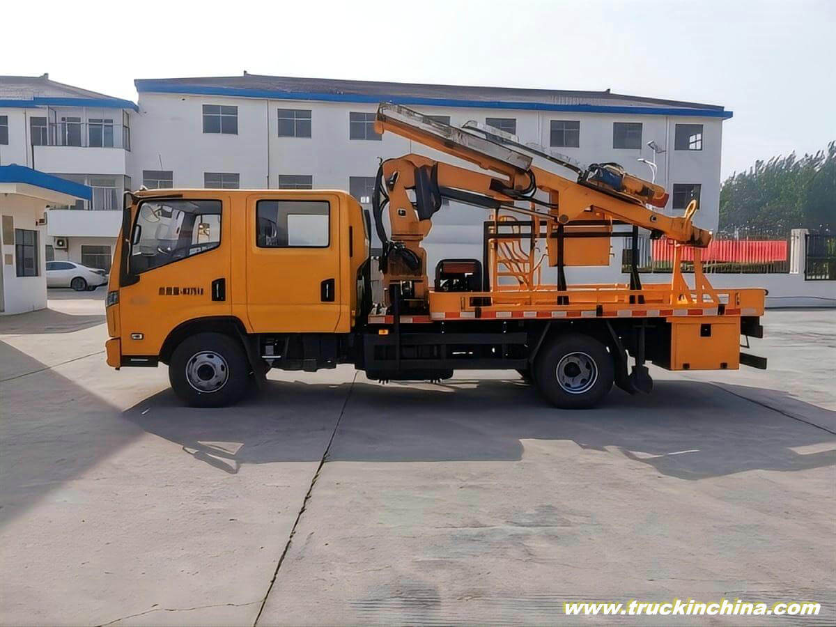 yuejin Piling, pulling pile, guardrail repair trucks (2)