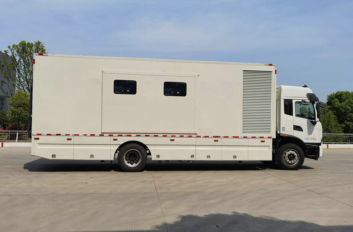 Mobile surgical units truck (4)
