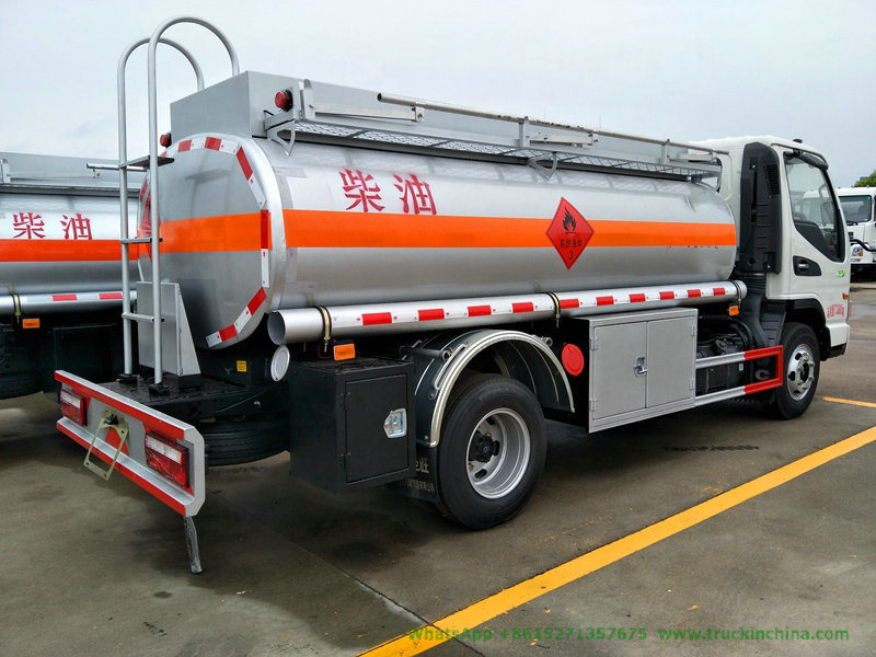 JAC 4m3 Mini Fuel Delivery Truck (1000 Gallon Small Fuel Tanker Truck)