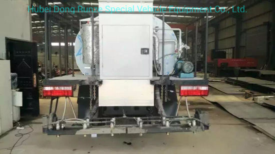 Asphalt Tank Distributor Truck 5000 Liter to 6000 Liters Bitumen 4X2