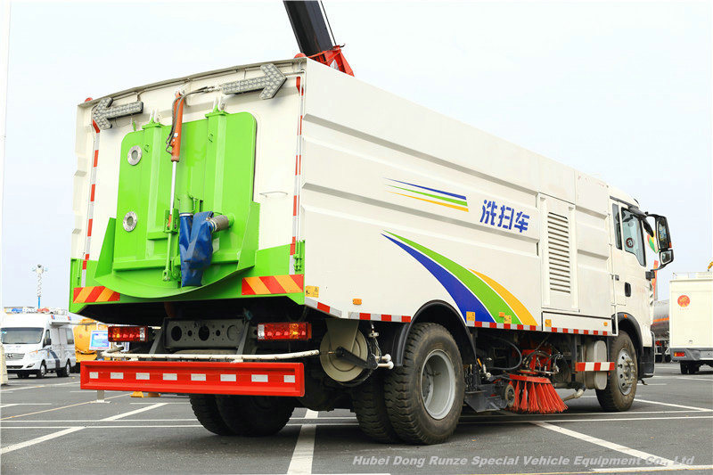 HOWO A7 Outdoor Road Sweeper Truck 8cbm Garbage 2 Cbm Water Stainless Steel 4X2 -Rhd. LHD 5