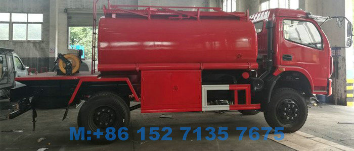 Dongfeng 4X4 Offroad Fuel Bowser for Express Refueling Fuel Diesel with Oil Tank 5000 Liters