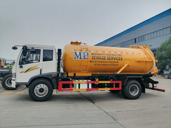 FAW 10m3 Vacuum Sewage Suction Tanker Truck