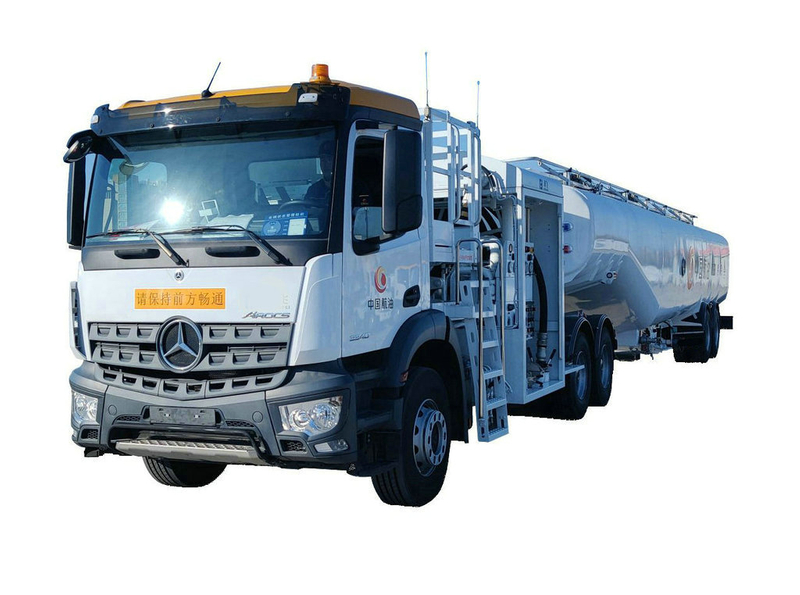 Aviation Aircraft Refueler Tanker Truck 65KL with Platform Double Fueling 2400L/Min