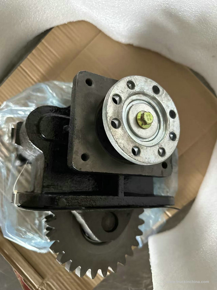 FAW Truck PTO for CA7S-120 FLANGE CARDAN (12)