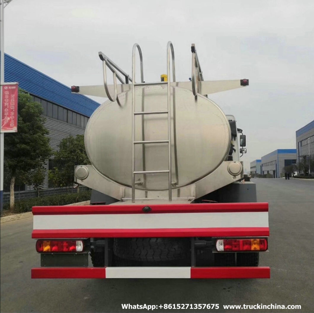 Sinotruck HOWO 4X4 Milk Tanker Truck with Food Grade Stainless Steel Pump (Offroad)