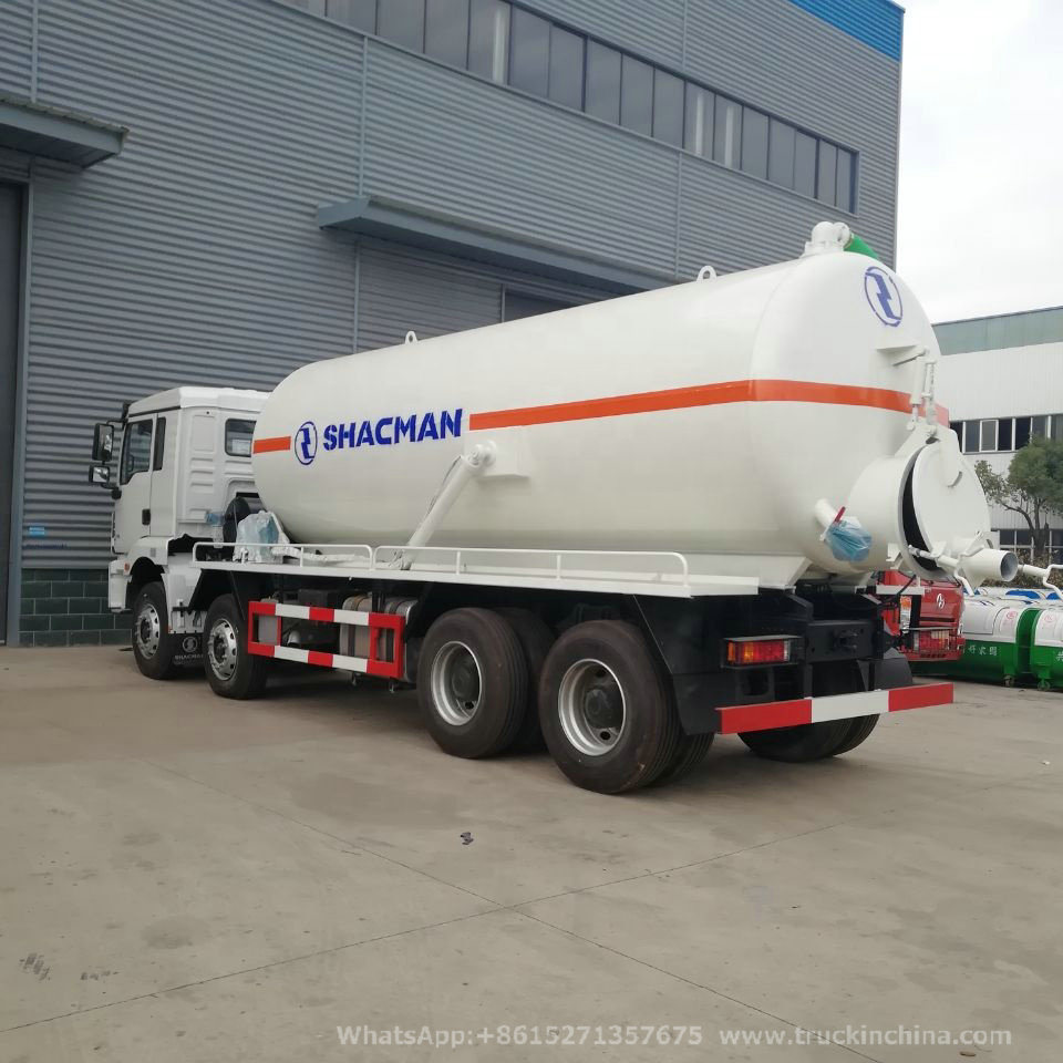 Shacman 8X4 Sewage Suction Tanker Truck (20cbm Vacuum Tank, Septic Tank)