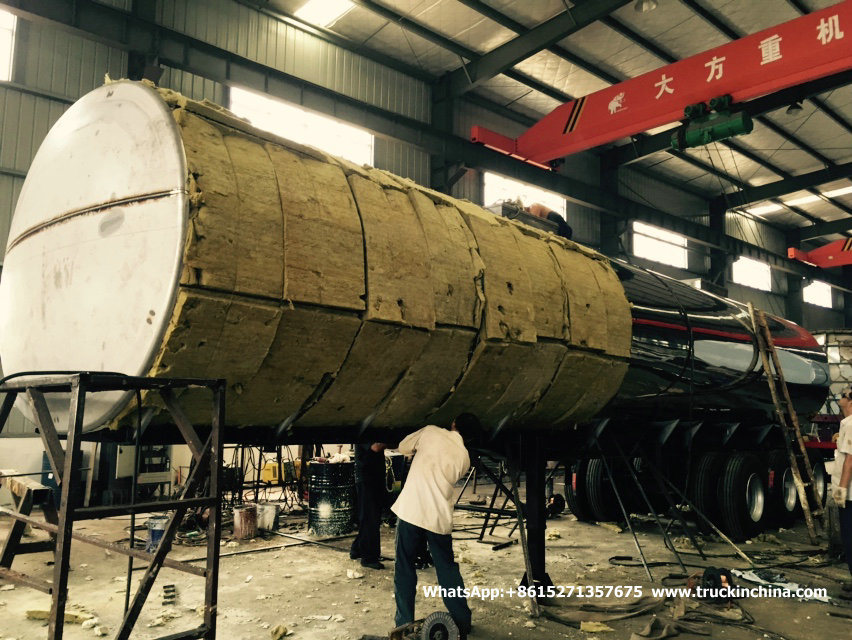 Isolated Tanker Trailer for Carrying Asphalt in Hot Emulsion Molten Sulfur (3 BPW Axles)