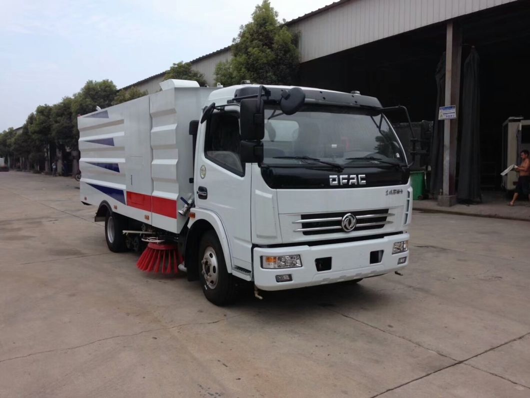Efficient Road Sweeper 8000 Liters Street Cleaning Truck Road Sweeper Euro 5.6