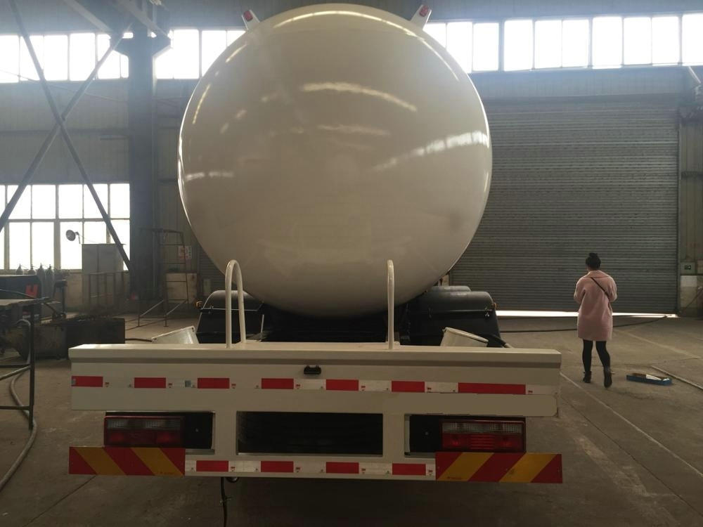 Dong Run LPG Bobtail Truck 20, 000liters Bulk Cooking Gas 10 Wheels Drive